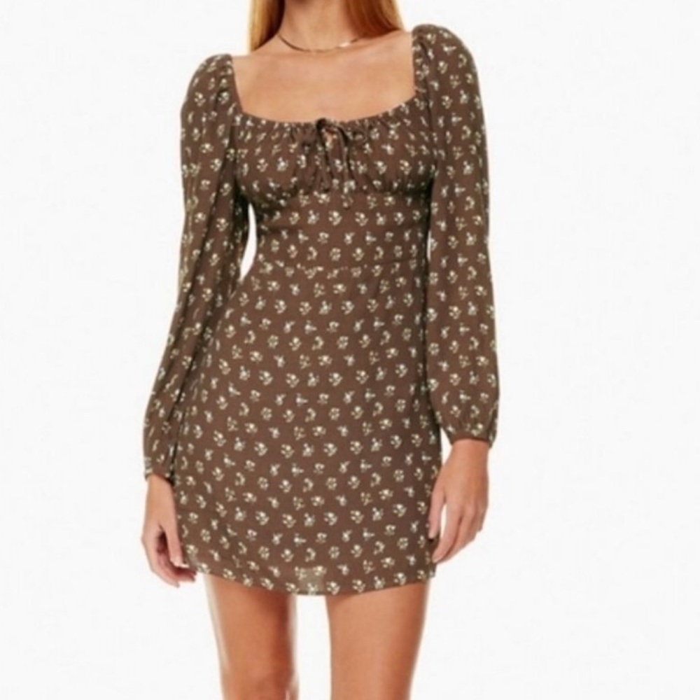 Aritzia “Sunday Best” Delilah Dress